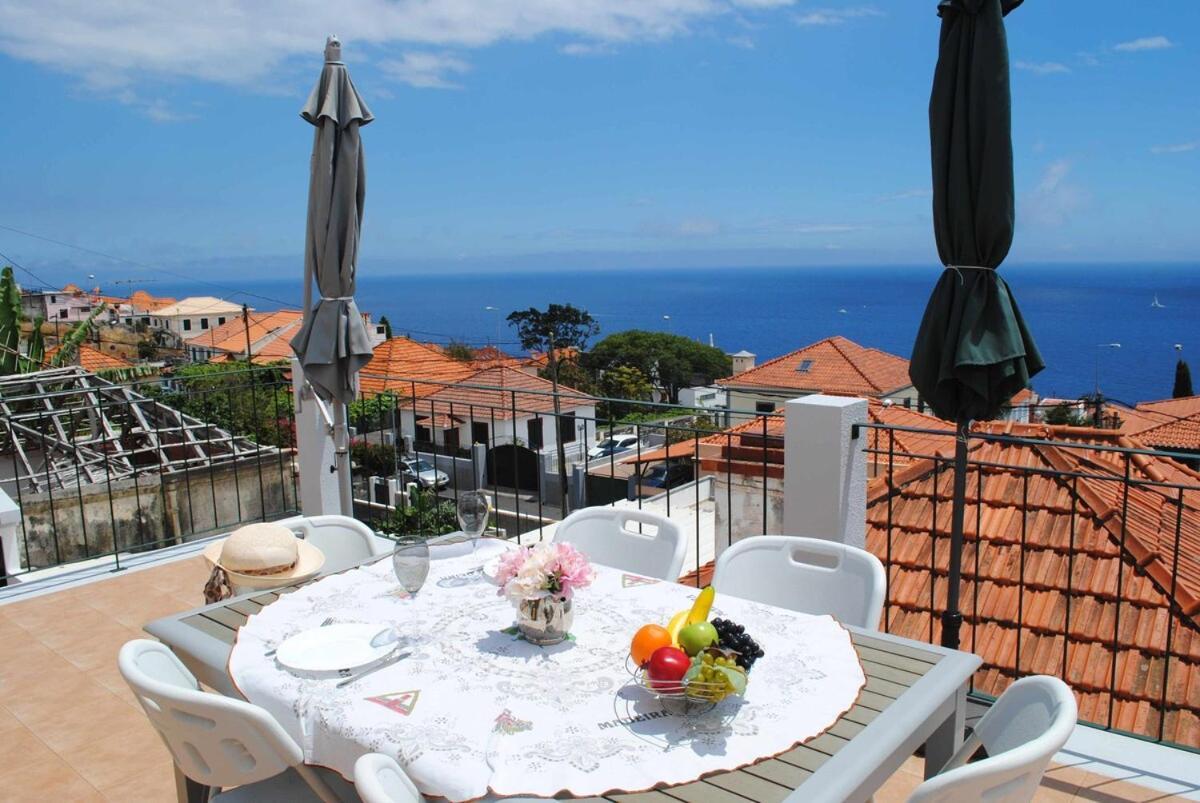 Vila Rosa - Renovated House Overlooking The Sea Funchal  Eksteriør billede